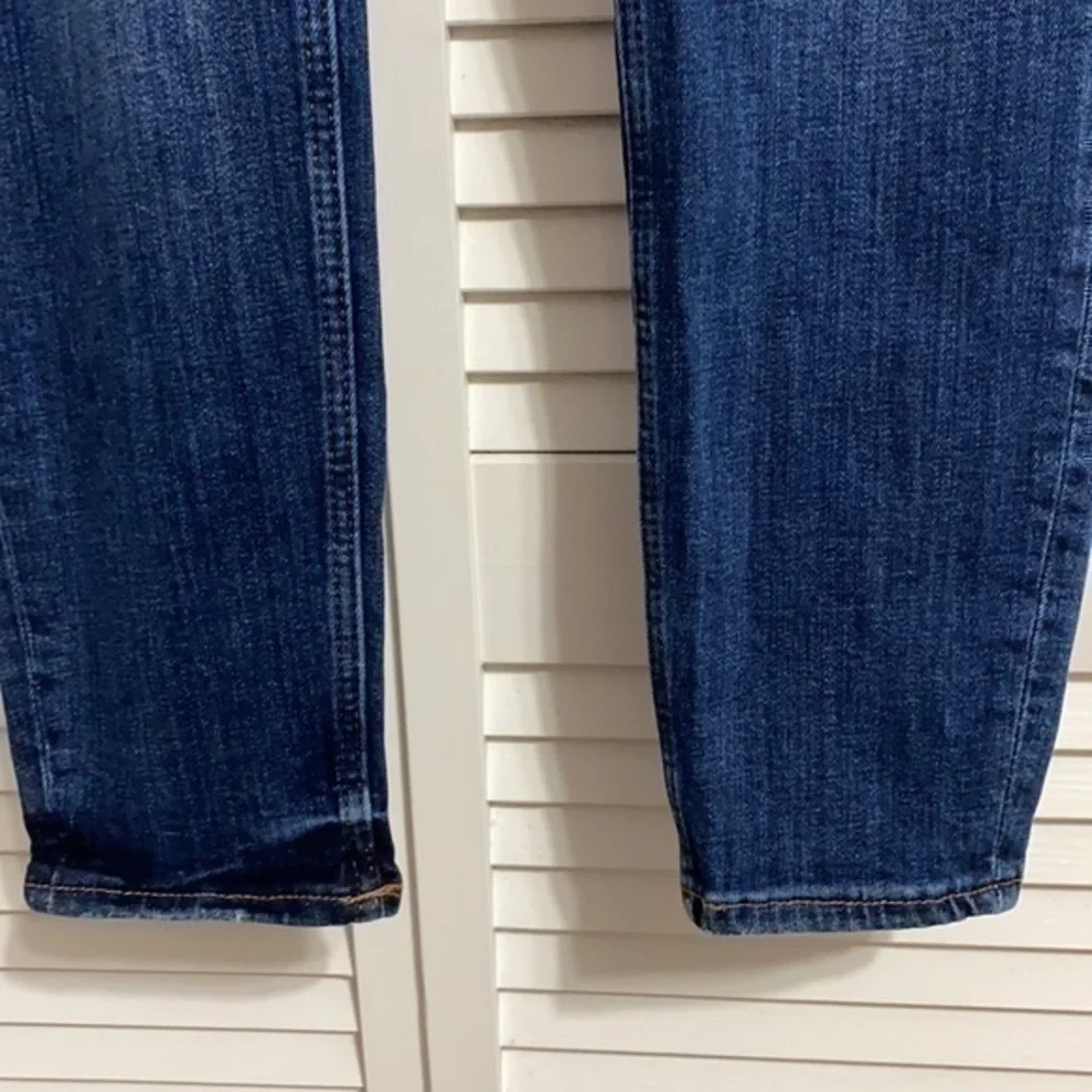 Zara distressed jeans!!